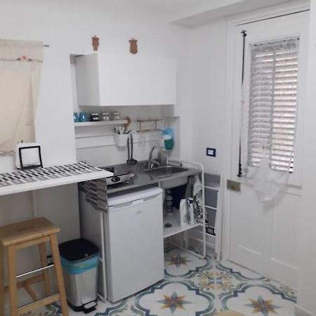 Oneto Apartment Palermo Buitenkant foto